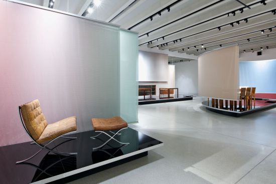 Einblick in den Ausstellungsbereich «Mies van der Rohe» (Foto: Andrew Alberts)