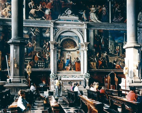 Thomas Struth, San Zaccaria, Venedig, 1995, Farbfotografie, 182 x 230,5 cm (© Thomas Struth)